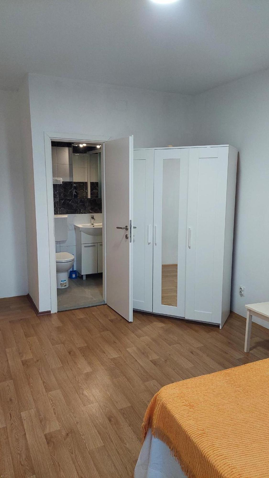 Room With Private Toilet And Terrace In City Center In Shared Apartment Split Eksteriør billede